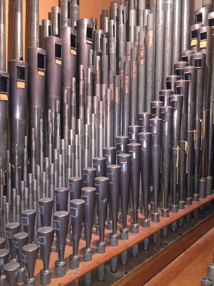 pipe organ